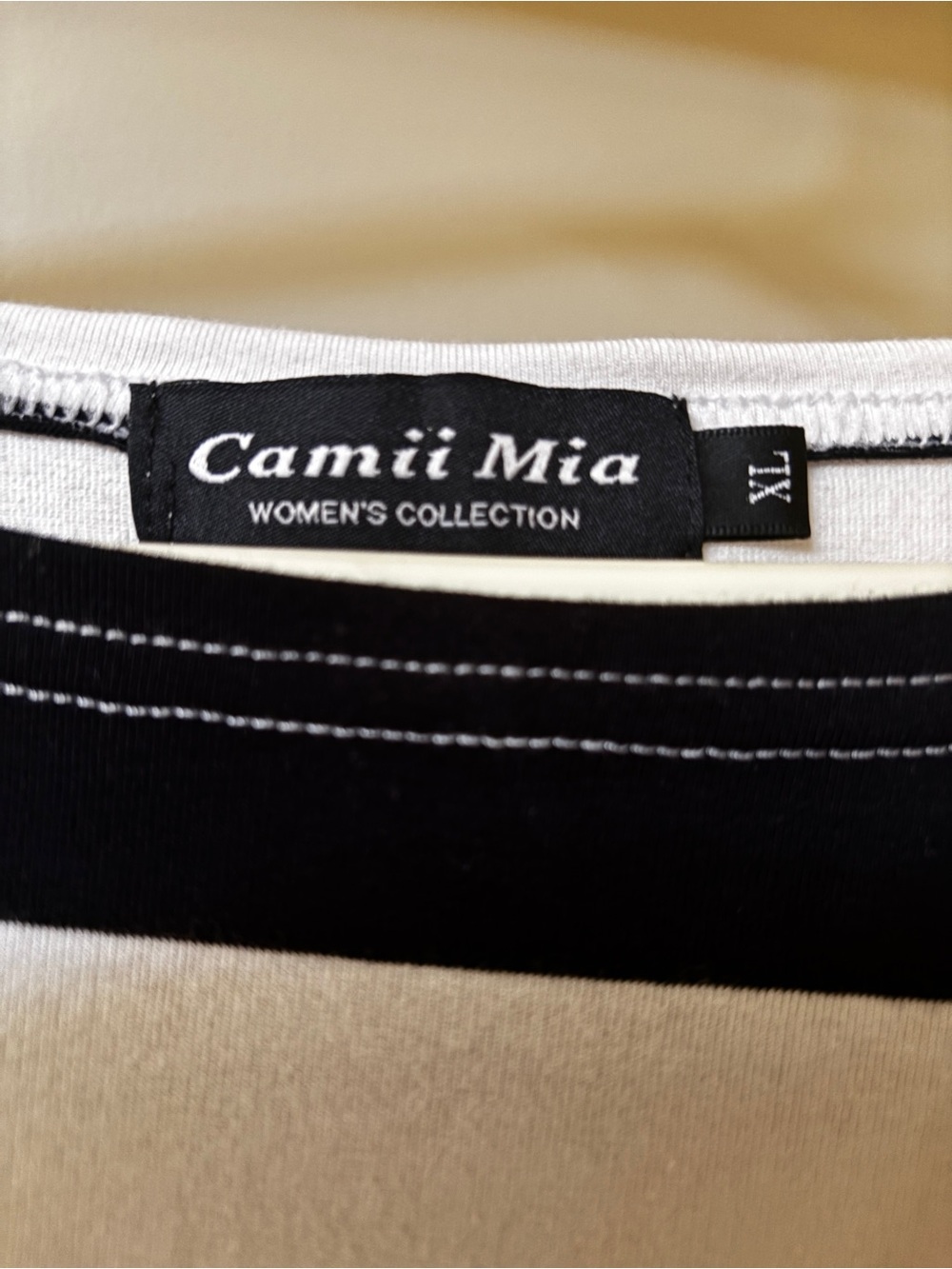Camii Mia Women's Black and White Tunic - Camii Mia